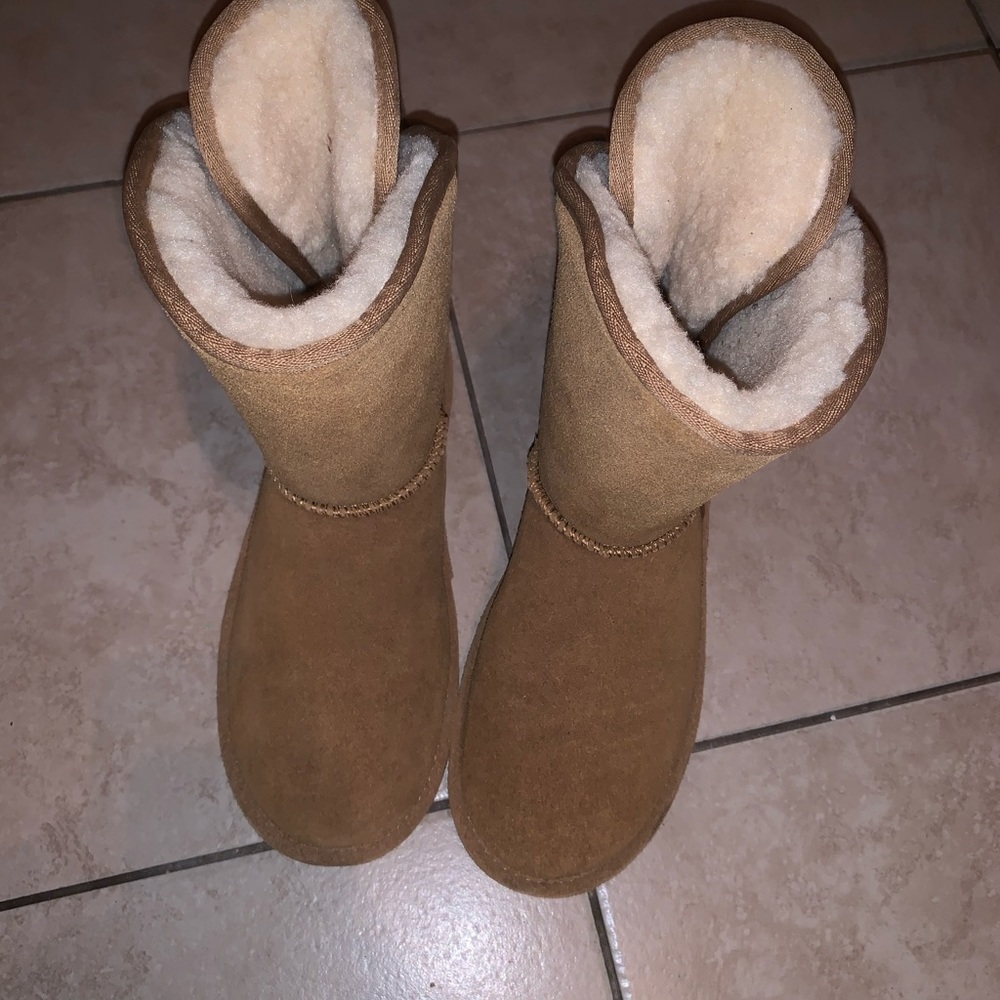 Natural reflections boots